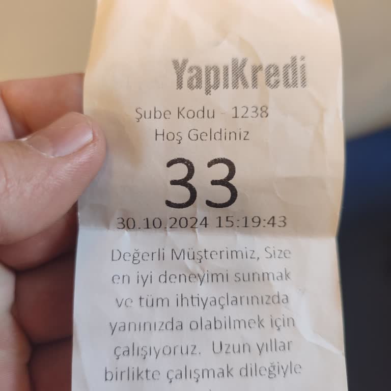 Yapı Kredi Bankası Yeşilyurt Şubesinde Yetersiz Personel Ve Uzun Bekleme Süreleri