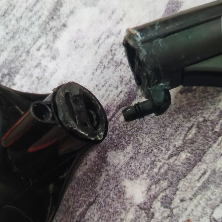 Bissell Spotclean Pro: Kırılan Başlık Ve Yetersiz Servis Desteği