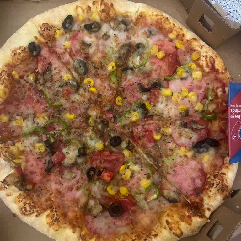 Mantar Alerjisi Olan Müşteriye Şok Edici Pizza Deneyimi