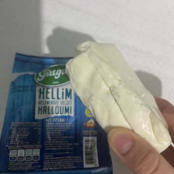 Hellim Peynirde Saç Ve Renk Sorunu