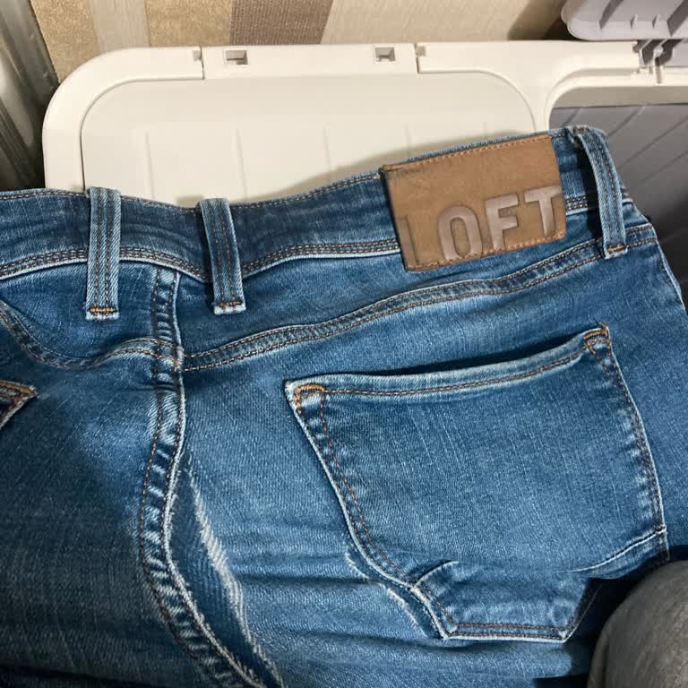Kısa Sürede Yıpranan Loft Kot Pantolon