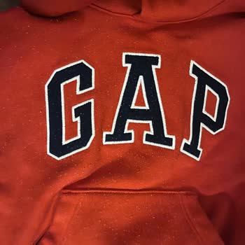 GAP Sweatshirt Kalite Sorunu: İlk Yıkamada Hayal Kırıklığı