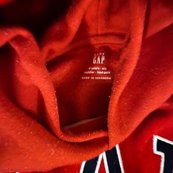 GAP Sweatshirt Kalite Sorunu: İlk Yıkamada Hayal Kırıklığı