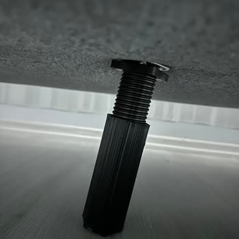 Kalitesiz Mobilya Ayakları Ve Yetersiz Dayanıklılık
