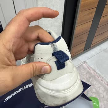 Skechers Ayakkabıda Erken Deformasyon Sorunu