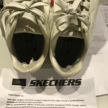 Dayanıksız Ayakkabı Ve İlgisiz Müşteri Hizmeti