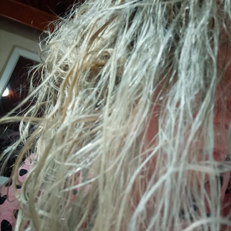 Palette Saç Boyası Sonrası İstenmeyen Mavi Tonlar Ve Saç Hasarı