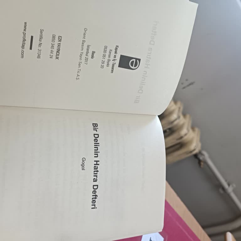 Eksik Sayfalar Ve Yazım Hatalarıyla Dolu Kitap