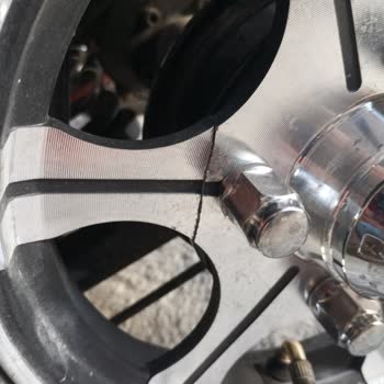 Küba Elektrikli Motor: Jant Stok Sorunu