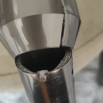 Dyson V12 Süpürgede Kronik Teleskopik Boru Sorunu