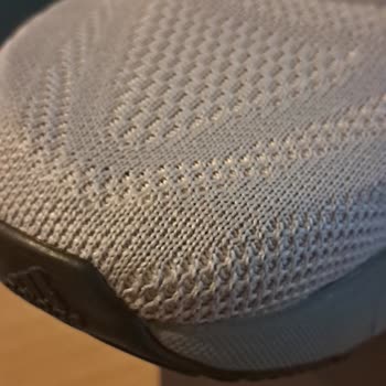 Adidas Solarglide 6 M Defective After One Wear – Exchange Denied as "User Damage"