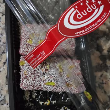 Hijyen Skandalı: Misafirlere Kurtlu İkram!