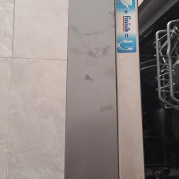Arçelik Bulaşık Makinesi Hayal Kırıklığı: Yamuk Parçalar Ve Kalitesiz Malzeme