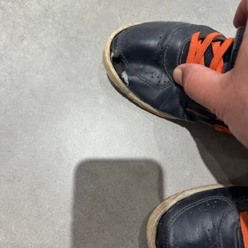 İki Ayda Yırtılan Ayakkabı Ve Yetersiz Garanti