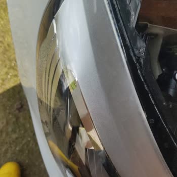 Renault Megane Far Sorunu Ve Servis İlgisizliği