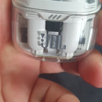 JBL Kulaklıkta Sürekli Bağlantı Ve Şarj Sorunu