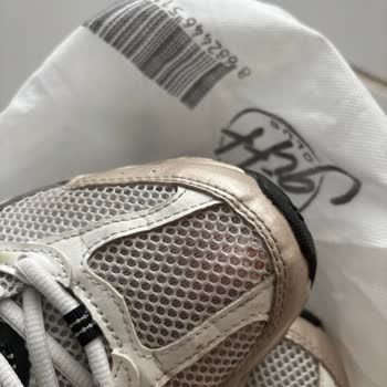 New Balance Ayakkabının Kalitesizliği Ve Müşteri Hizmetleri Sorunu