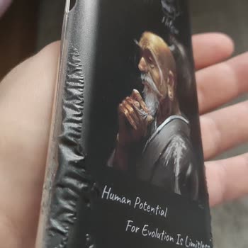 Kalitesiz Baskı Ve Kötü Koku: Hayal Kırıklığı Yaratan Telefon Kılıfı