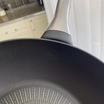 Pahalı Tefal Tava Setinde Kalite Sorunu