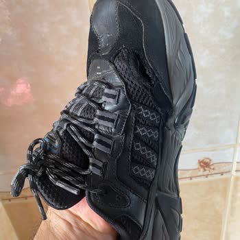 Skechers Ayakkabıda Beklenmedik Yırtılma Sorunu