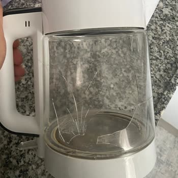 Arızalı Ürüne Haksız Ücret Ve Tehditkar Hizmet