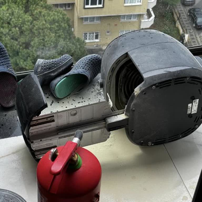 Philips Ev Aletleri Airfryer Yangın Riski Ve İlgisiz Servis