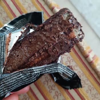 Ürün Üzerinde Beyaz Tomurcuklar Ve Tat Değişikliği