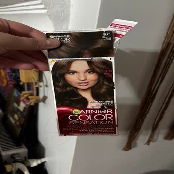 Yanlış Ürün Etiketi Nedeniyle Saç Renginde Beklenmedik Değişim