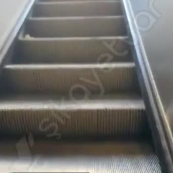 Menderes Metrosu Yürüyen Merdivenler Bozuk