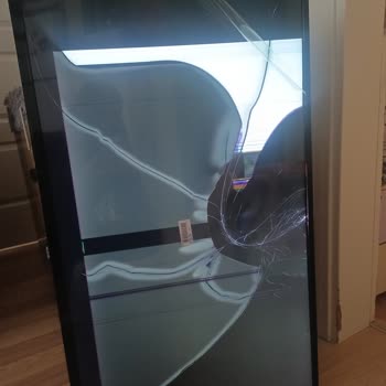 Kırık TV Ve İlgisizlik