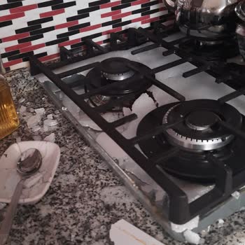 Patlayan Ocak Ve Yetersiz Garanti Hizmeti