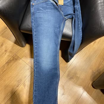 Yanlış Renk Ve Ürün Gönderimi: Levi's Müşteri Hizmetleri Hayal Kırıklığı