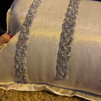 Çeyiz Seti Yastığında Kumaş Sorunu Ve Yetersiz Müşteri Hizmeti