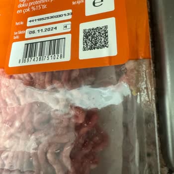 Bozuk Kıyma Ve Yetersiz Hizmet