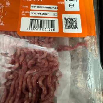 Bozuk Kıyma Ve Yetersiz Hizmet