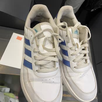 Adidas Ayakkabıda Beklenmedik Kalite Sorunu