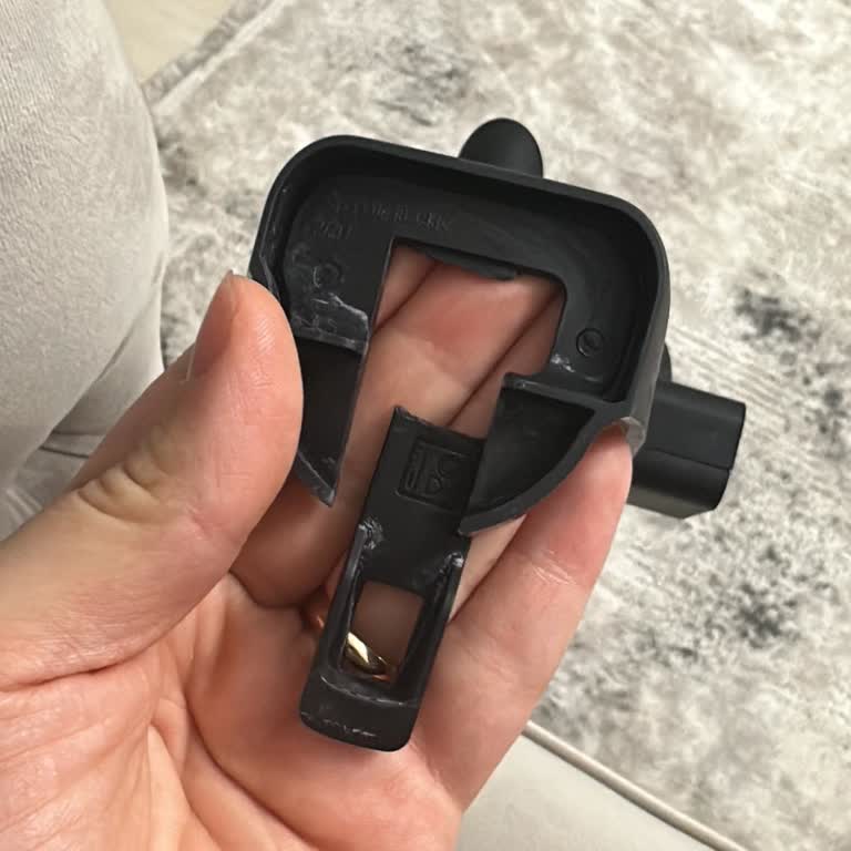 Philips Ev Aletleri 3 Ayda Kırılan Kahve Makinesi Ve Yüksek Yedek Parça Ücreti