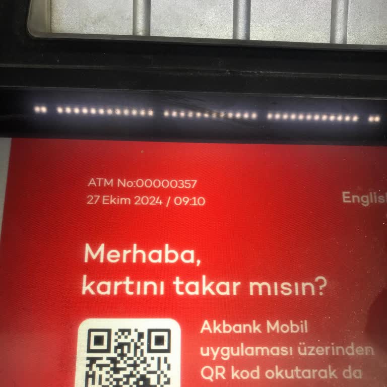 ATM'de Para Çekme Sorunu Ve İletişim Eksikliği