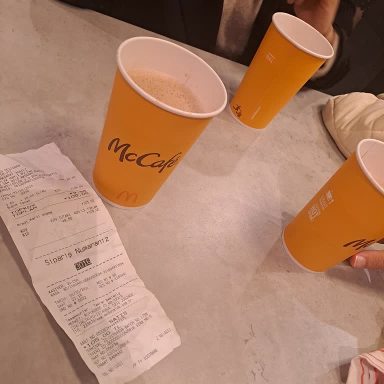 Kalitesiz Sıcak Çikolata Deneyimi