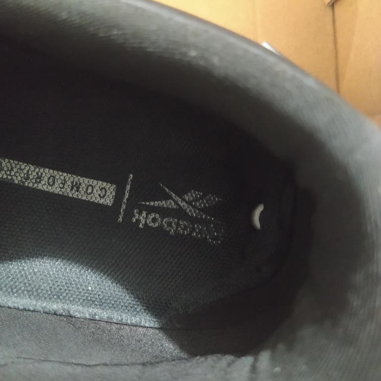 In Street Ve Reebok Şikayeti