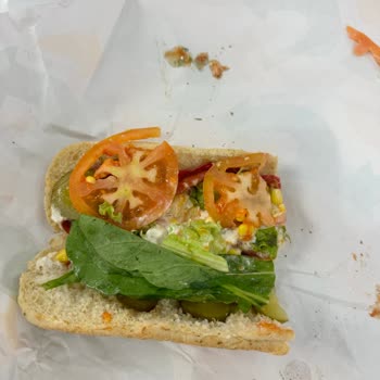 Subway İzmir Agora: Çürük Marullar Ve Pahalı Menü Hayal Kırıklığı