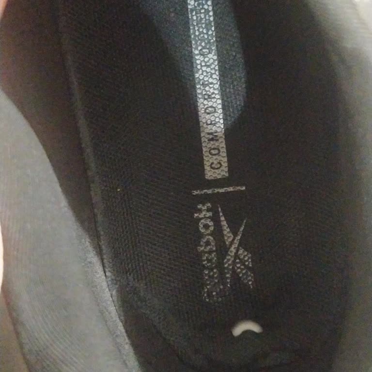 Reebok Ayakkabı Kalitesi Hayal Kırıklığına Uğrattı