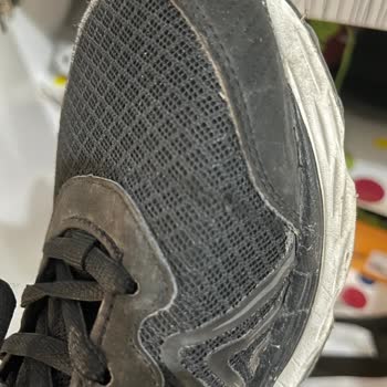 Lescon Ayakkabılarının Kalitesizliği Ve Hatalı İnceleme Süreci