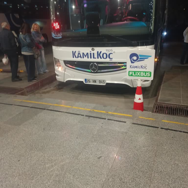 Kamil Koç'ta Saygısız Davranış Ve Ücret Talebi