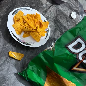 Doritos Paketinden Çıkan Kablo Şoku