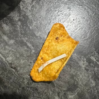 Doritos Paketinden Çıkan Kablo Şoku