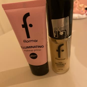 Cilt Sorunları Yaratan Fondöten