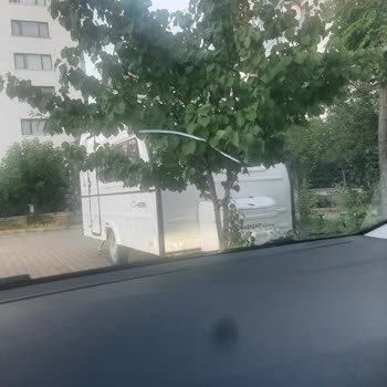 Altı Aydır Beklenen Ön Cam: Müşteri Memnuniyetsizliği