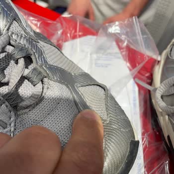 SuperStep Newbalance Ayakkabıda 15 Gün İçinde Dikiş Problemi