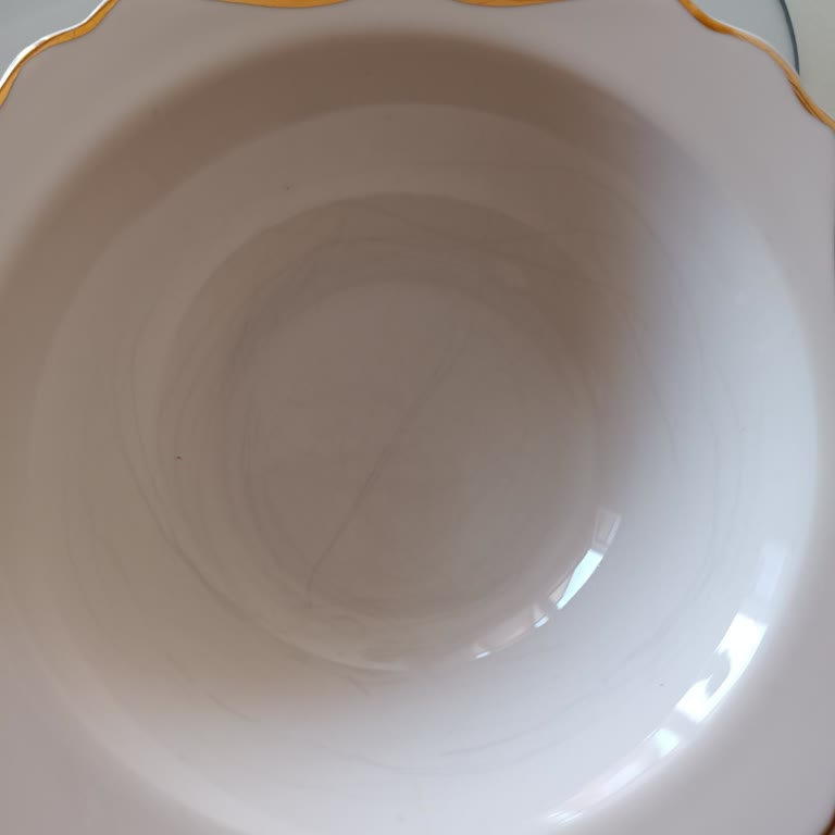 Acar Home Yemek Takımı Üzerindeki Belirgin Çizikler Hayal Kırıklığı Yarattı